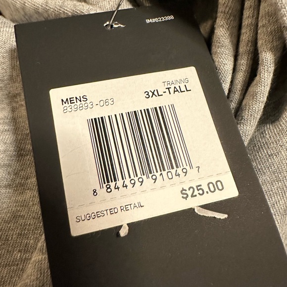 Nike DriFit 3XLT - Picture 3 of 3